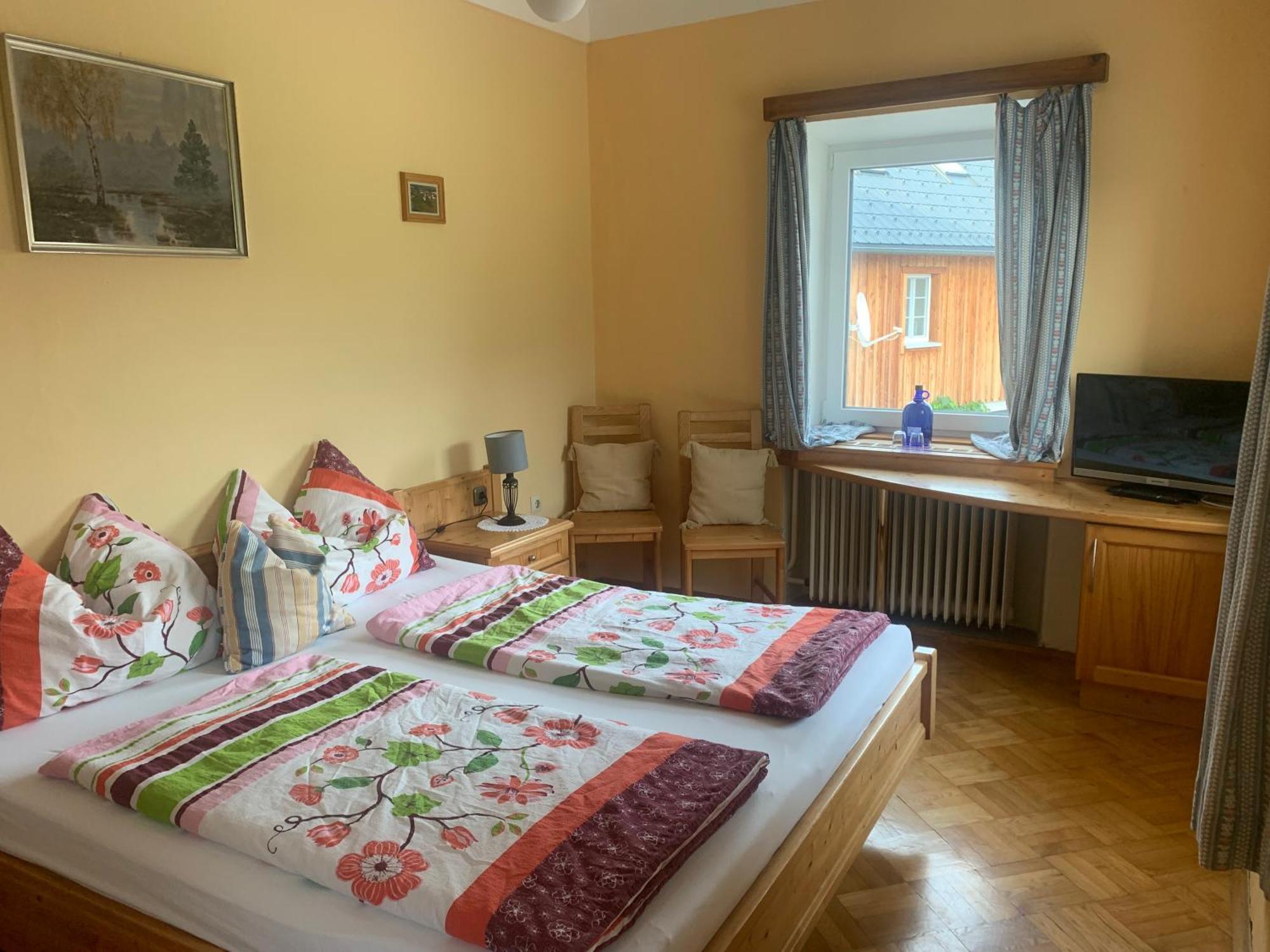 Bed and Breakfast Wengerwirt Zur Laube Weng im Gesause Exteriér fotografie